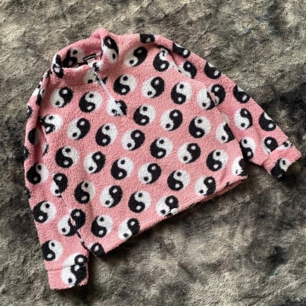End of Story Yin Yang Teddy Pullover